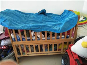 婴儿床。一次没睡过。一直放东西了。白城室内自取。好妈妈买的。不到六百。现在一百转。有意打电话。138...